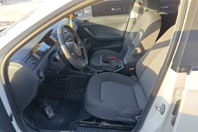 Used Volkswagen Santana 2021 1.5L Automatic Fashion Edition Interior 3
