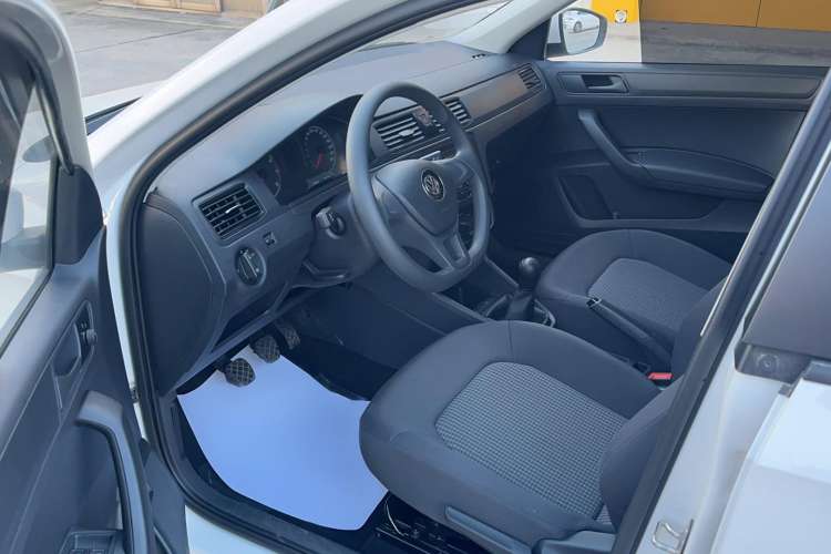Used Volkswagen Santana 2021 1.5L Manual Fashion Edition Interior 3