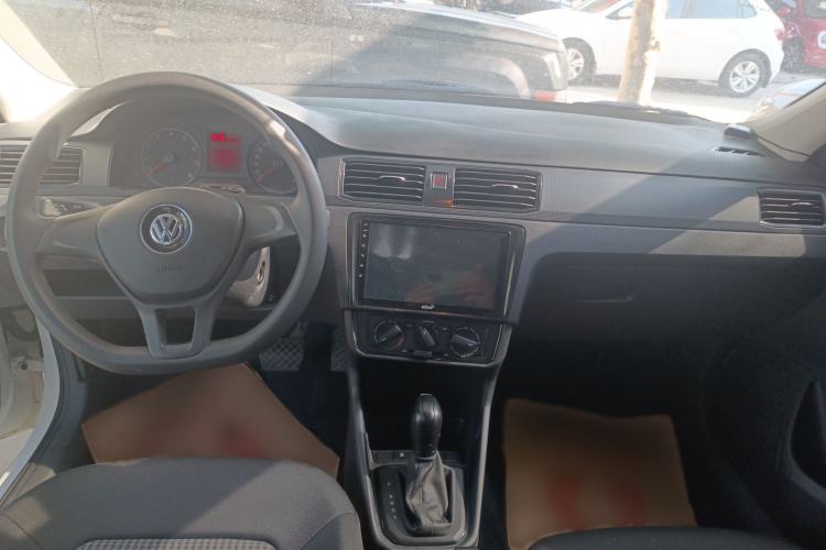 Used Volkswagen Santana 2021 1.5L Automatic Fashion Edition Interior 4