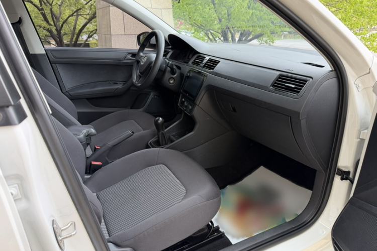 Used Volkswagen Santana 2021 1.5L Manual Fashion Edition Interior 4