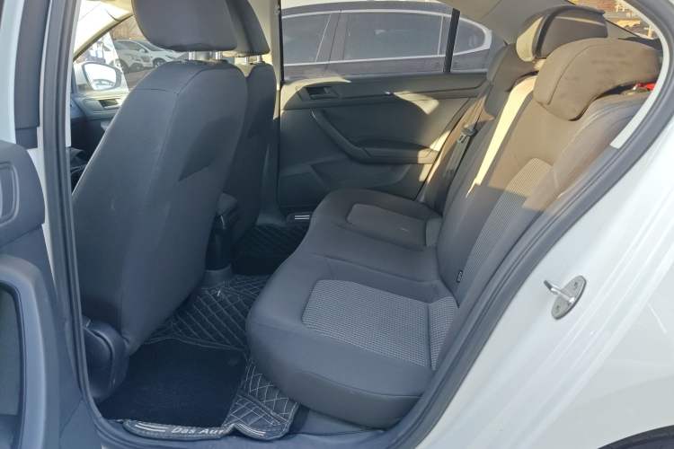 Used Volkswagen Santana 2021 1.5L Automatic Fashion Edition Interior 4