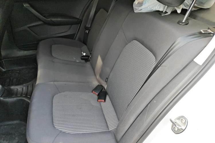 Used Volkswagen Santana 2021 1.5L Manual Fashion Edition Interior 4