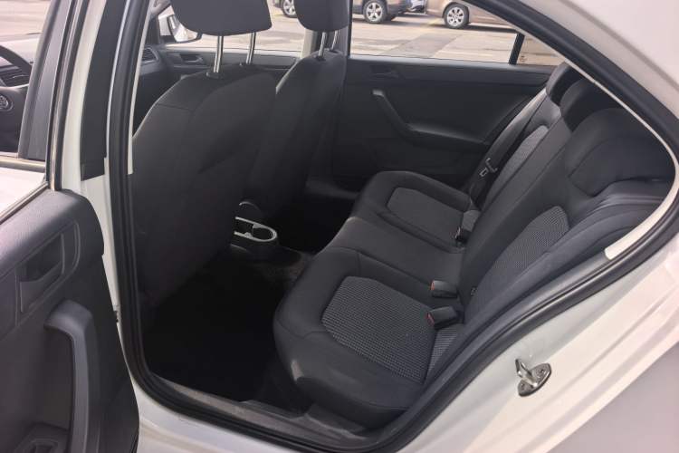 Used Volkswagen Santana 2021 1.5L Manual Fashion Edition Interior 6