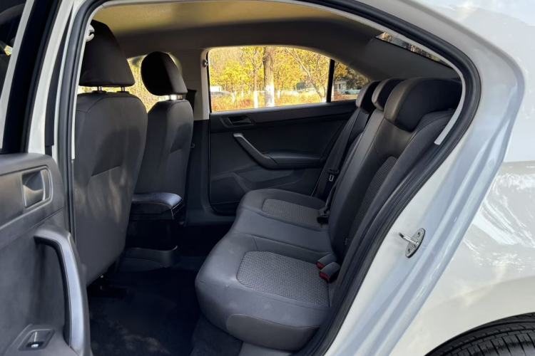 Used Volkswagen Santana 2021 1.5L Manual Fashion Edition Interior 7