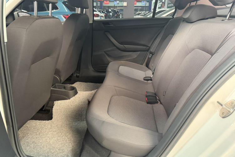 Used Volkswagen Santana 2021 1.5L Automatic Fashion Edition Interior 8