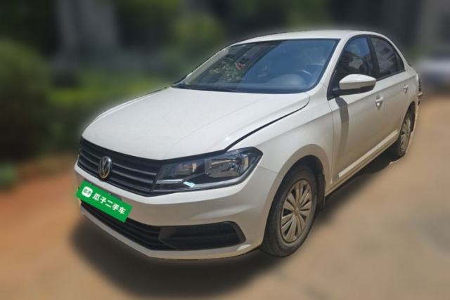 Volkswagen Santana 2021 1.5L Manual Fashion Edition مستعملة