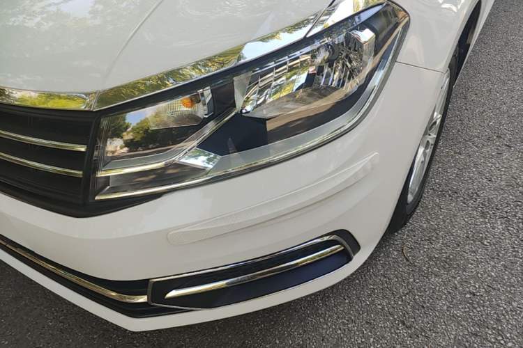 Used Volkswagen Santana 2021 1.5L Automatic Fashion Edition Left Front Headlight