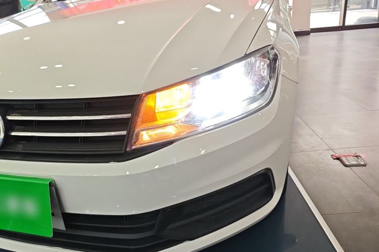 Used Volkswagen Santana 2021 1.5L Manual Fashion Edition Left Front Headlight