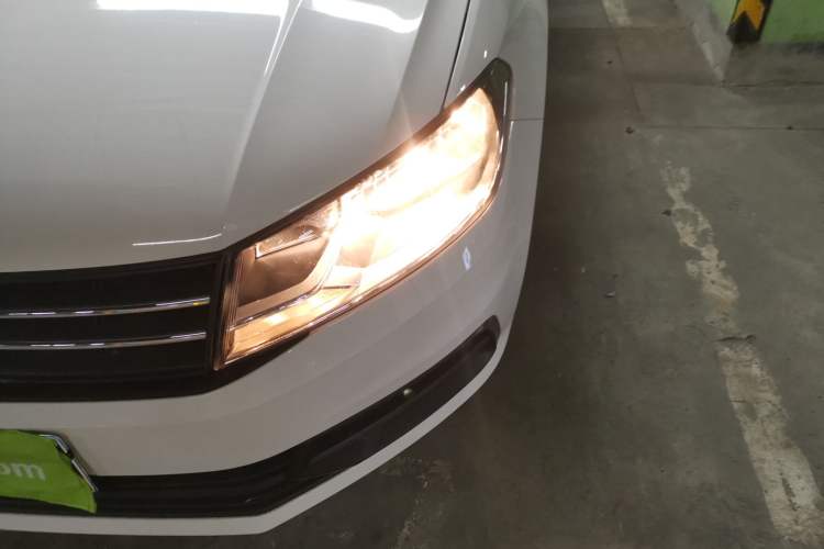 Used Volkswagen Santana 2021 1.5L Automatic Fashion Edition Left Front Headlight