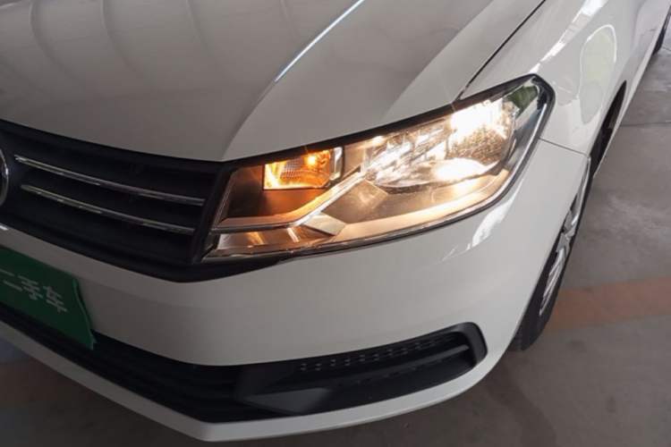 Used Volkswagen Santana 2021 1.5L Manual Fashion Edition Left Front Headlight