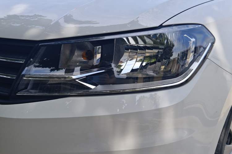 Used Volkswagen Santana 2021 1.5L Automatic Fashion Edition Left Front Headlight