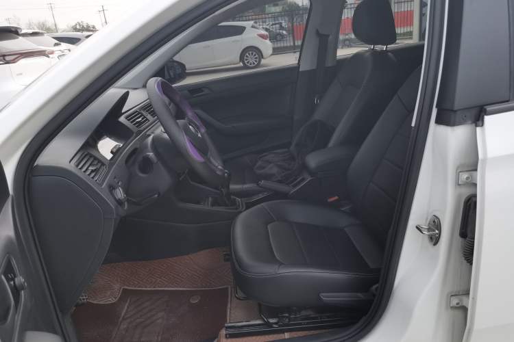 Used Volkswagen Santana 2021 1.5L Manual Fashion Edition Left Front Seat