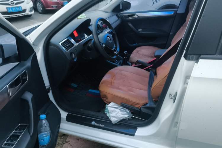 Used Volkswagen Santana 2021 1.5L Manual Fashion Edition Left Front Seat