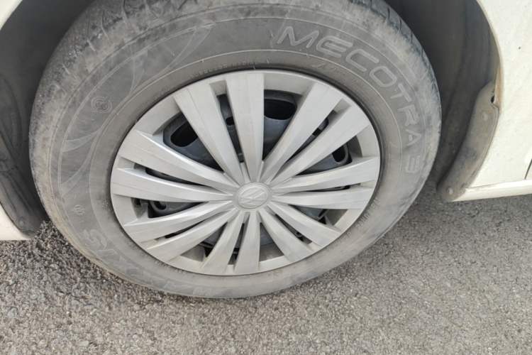 Used Volkswagen Santana 2021 1.5L Automatic Fashion Edition Left Front Wheel Hub