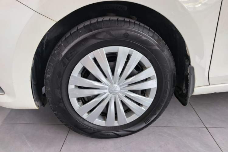 Used Volkswagen Santana 2021 1.5L Automatic Fashion Edition Left Front Wheel Hub