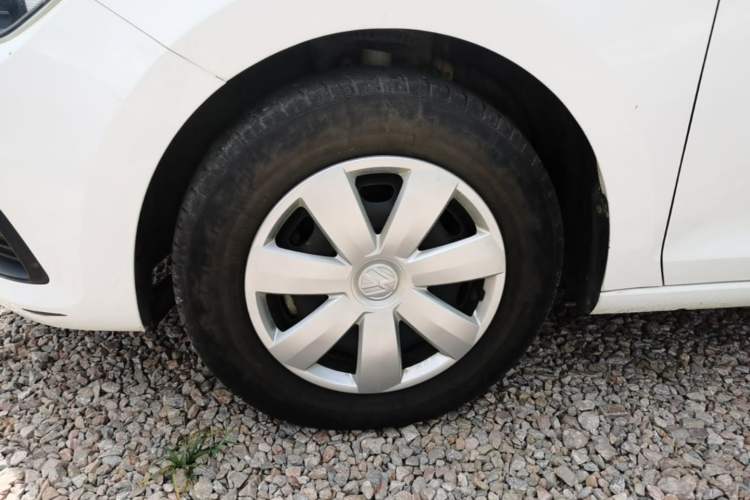 Used Volkswagen Santana 2021 1.5L Manual Fashion Edition Left Front Wheel Hub
