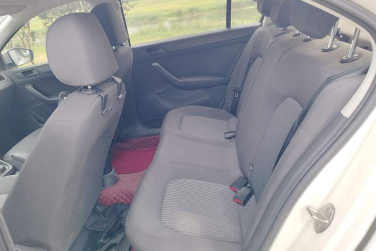 Used Volkswagen Santana 2021 1.5L Automatic Fashion Edition Left Rear Seat