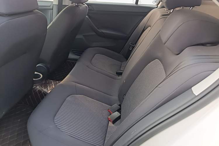 Used Volkswagen Santana 2021 1.5L Automatic Fashion Edition Left Rear Seat
