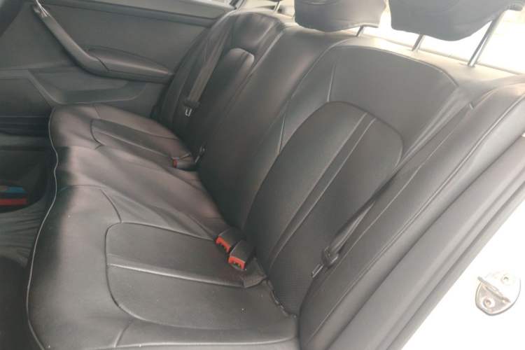 Used Volkswagen Santana 2021 1.5L Automatic Fashion Edition Left Rear Seat