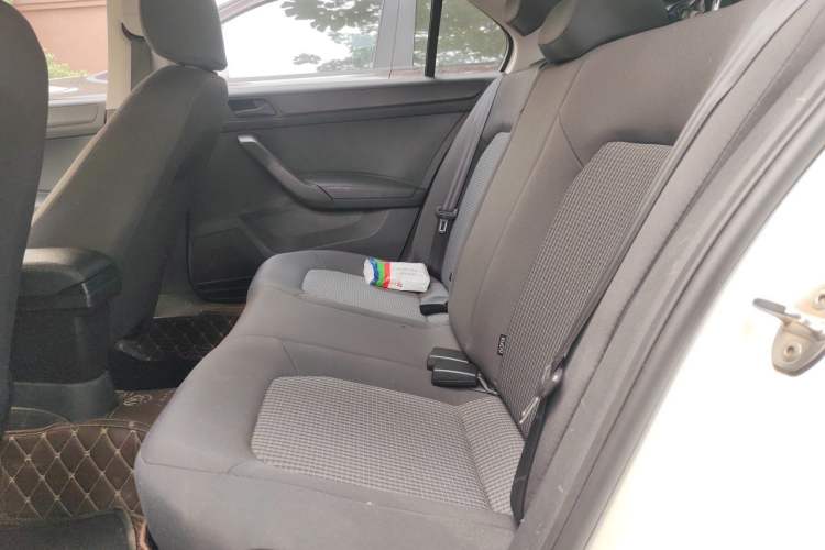 Used Volkswagen Santana 2021 1.5L Automatic Fashion Edition Left Rear Seat
