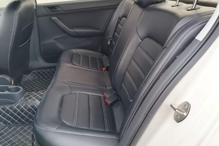 Used Volkswagen Santana 2021 1.5L Automatic Fashion Edition Left Rear Seat