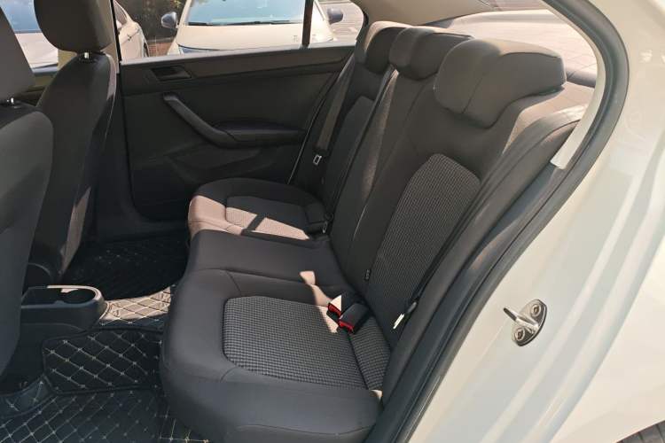 Used Volkswagen Santana 2021 1.5L Automatic Fashion Edition Left Rear Seat