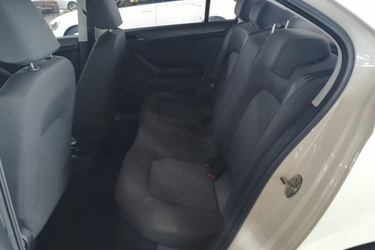 Used Volkswagen Santana 2021 1.5L Automatic Fashion Edition Left Rear Seat