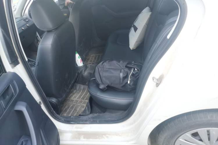Used Volkswagen Santana 2021 1.5L Automatic Fashion Edition Left Rear Seat