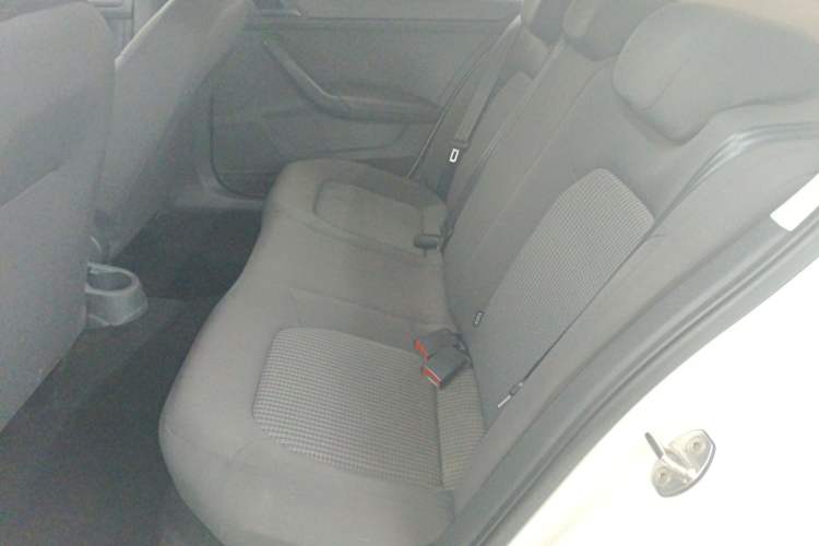 Used Volkswagen Santana 2021 1.5L Manual Fashion Edition Left Rear Seat