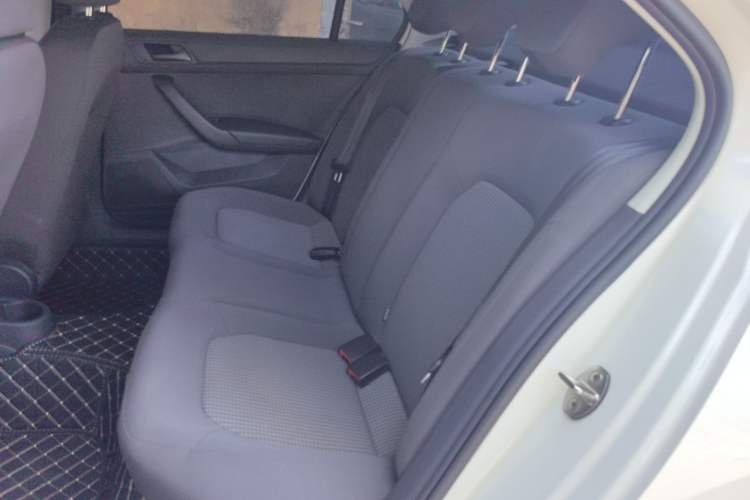 Used Volkswagen Santana 2021 1.5L Automatic Fashion Edition Left Rear Seat