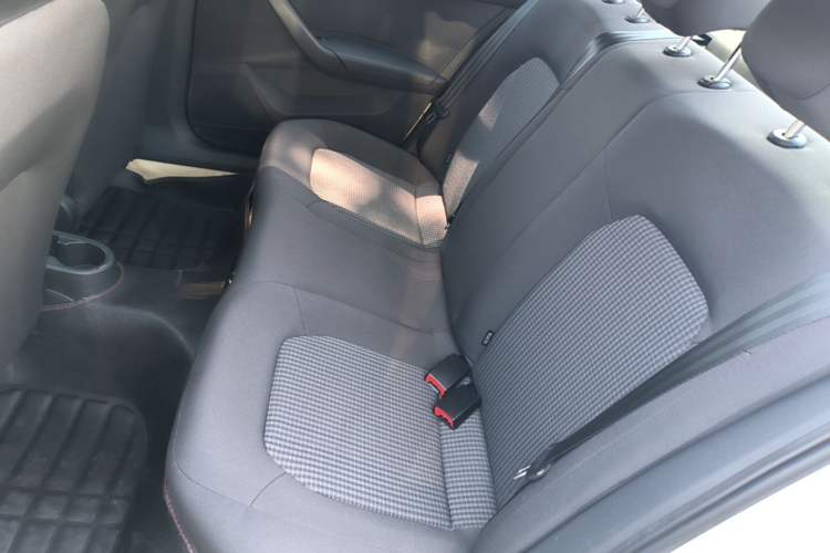 Used Volkswagen Santana 2021 1.5L Automatic Fashion Edition Left Rear Seat