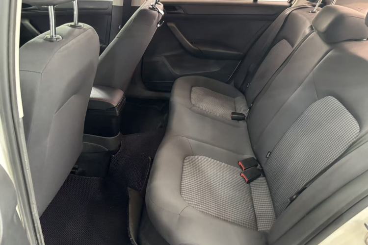 Used Volkswagen Santana 2021 1.5L Manual Fashion Edition Left Rear Seat