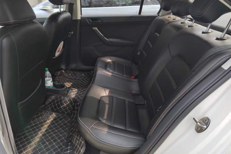 Used Volkswagen Santana 2021 1.5L Automatic Fashion Edition Left Rear Seat