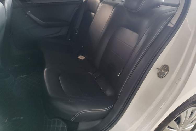Used Volkswagen Santana 2021 1.5L Automatic Fashion Edition Left Rear Seat