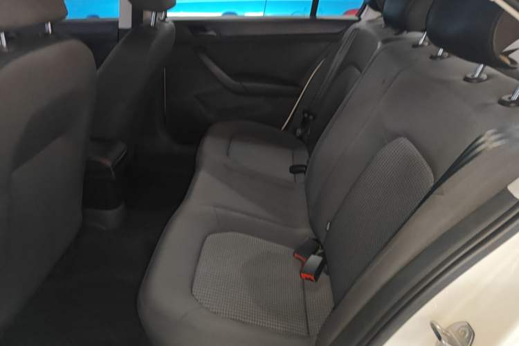 Used Volkswagen Santana 2021 1.5L Manual Fashion Edition Left Rear Seat