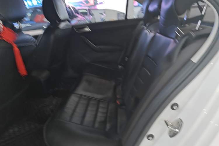Used Volkswagen Santana 2021 1.5L Automatic Fashion Edition Left Rear Seat