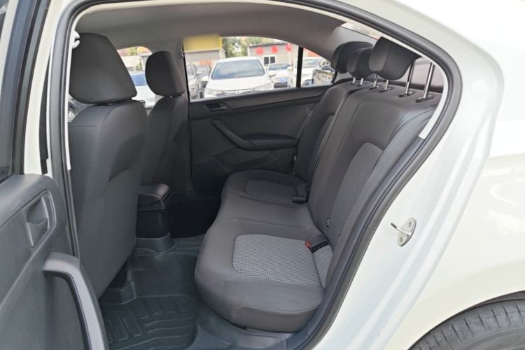 Used Volkswagen Santana 2021 1.5L Automatic Fashion Edition Left Rear Seat
