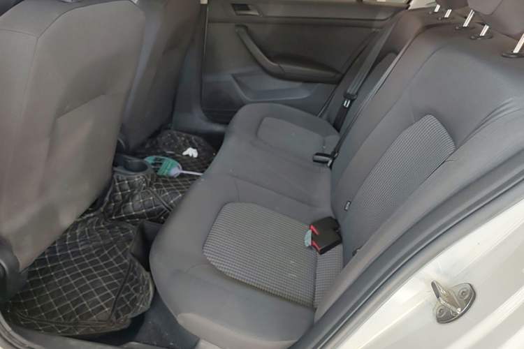 Used Volkswagen Santana 2021 1.5L Automatic Fashion Edition Left Rear Seat