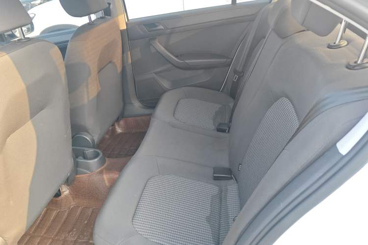 Used Volkswagen Santana 2021 1.5L Automatic Fashion Edition Left Rear Seat