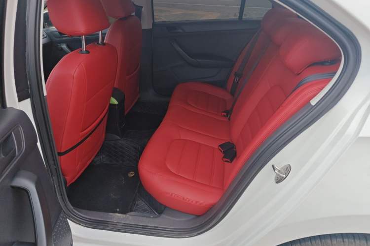 Used Volkswagen Santana 2021 1.5L Automatic Fashion Edition Left Rear Seat