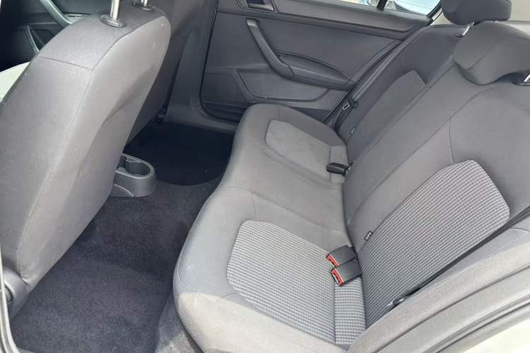 Used Volkswagen Santana 2021 1.5L Manual Fashion Edition Left Rear Seat