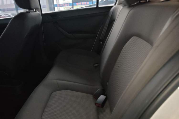 Used Volkswagen Santana 2021 1.5L Automatic Fashion Edition Left Rear Seat