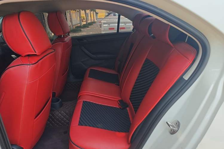 Used Volkswagen Santana 2021 1.5L Automatic Fashion Edition Left Rear Seat