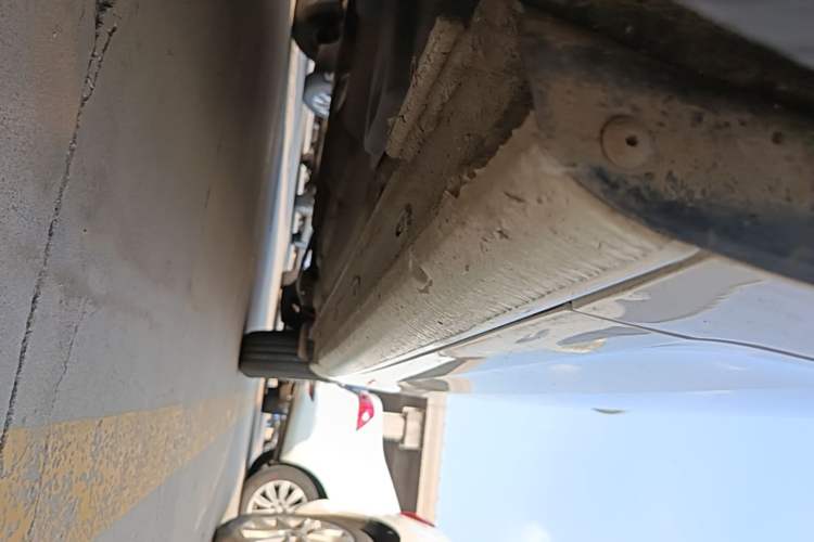 Used Volkswagen Santana 2021 1.5L Automatic Fashion Edition Left Side Sill