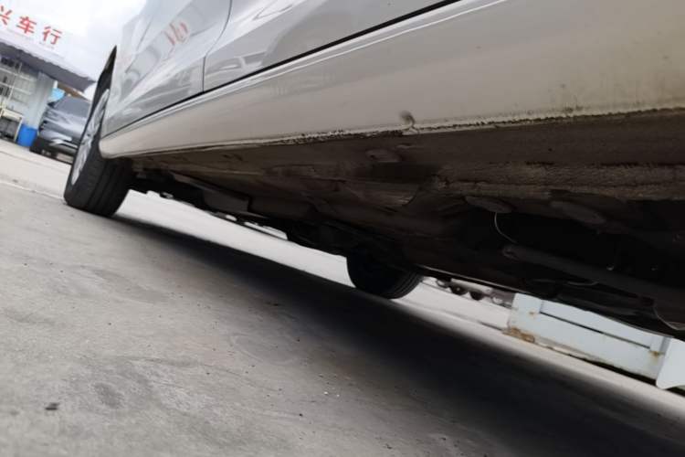 Used Volkswagen Santana 2021 1.5L Automatic Fashion Edition Left Side Sill