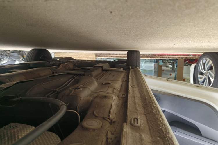 Used Volkswagen Santana 2021 1.5L Automatic Fashion Edition Left Side Sill