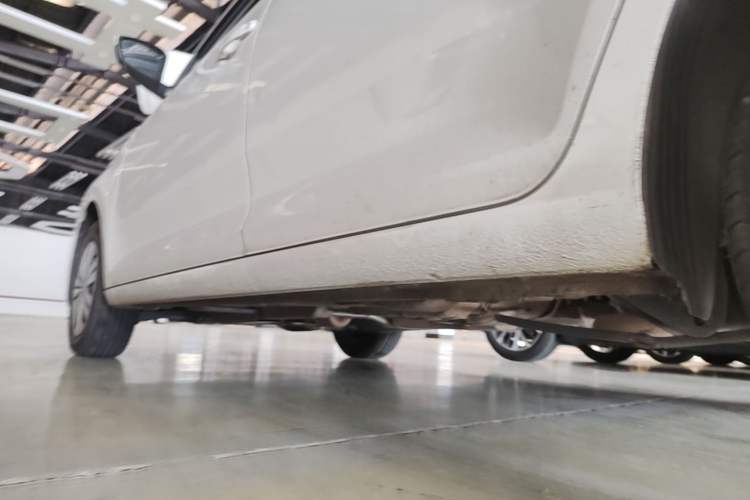 Used Volkswagen Santana 2021 1.5L Automatic Fashion Edition Left Side Sill