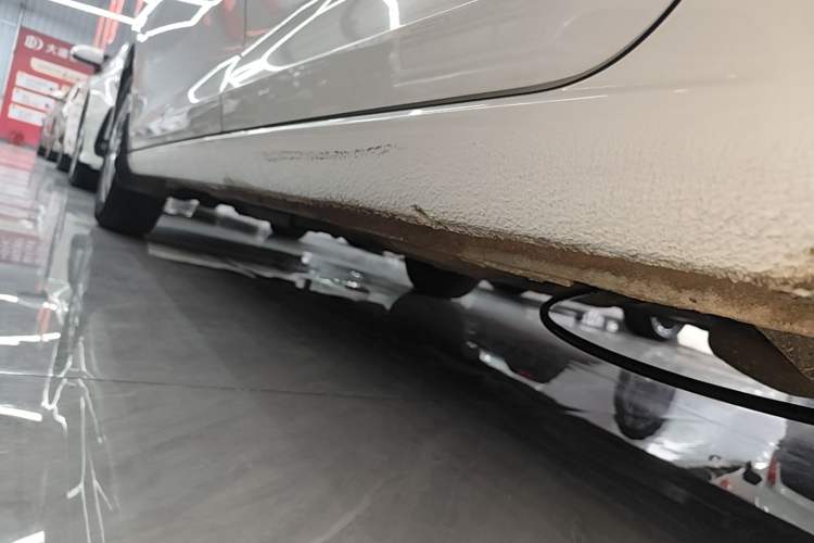 Used Volkswagen Santana 2021 1.5L Manual Fashion Edition Left Side Sill