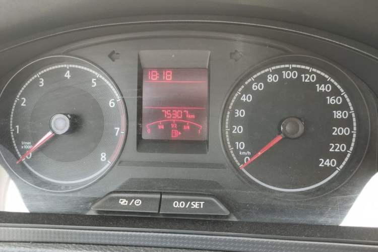 Used Volkswagen Santana 2021 1.5L Automatic Fashion Edition Odometer Close Up