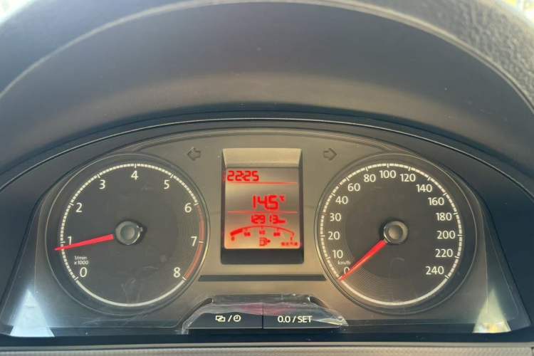 Used Volkswagen Santana 2021 1.5L Manual Fashion Edition Odometer Close Up